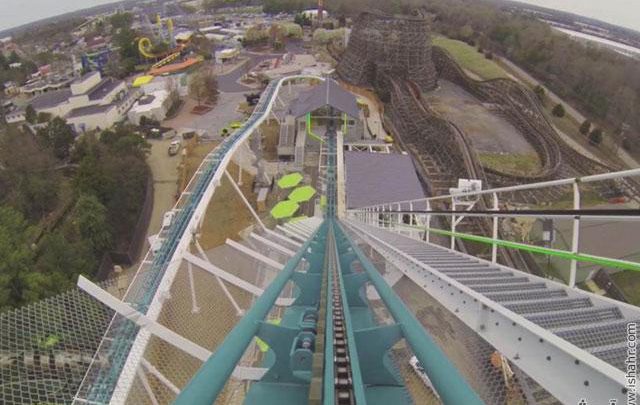 8. خشم 325 ، Carowinds پارک تفریحی، شارلوت، کارولینای شمالی